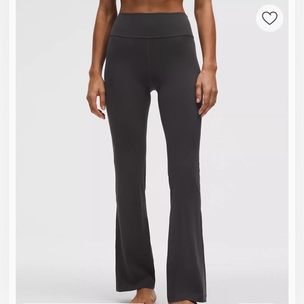 NWT lululemon Groove Nulu High-Rise Flared Pant Regular 33” Graphite Grey Size 2